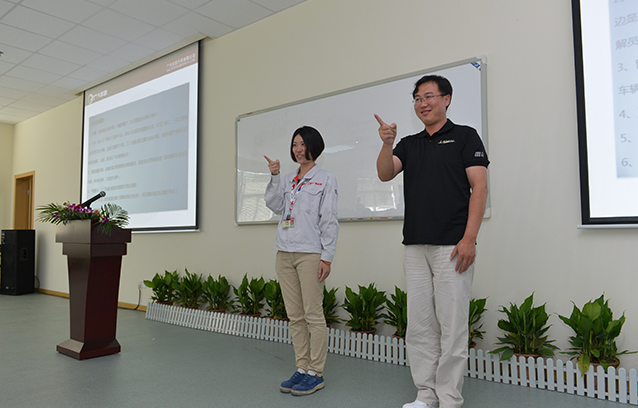 说明会——交通安全指引互动2